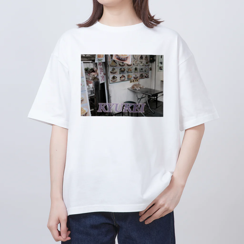 MitsuOのKYUKEI NEKO オーバーサイズTシャツ