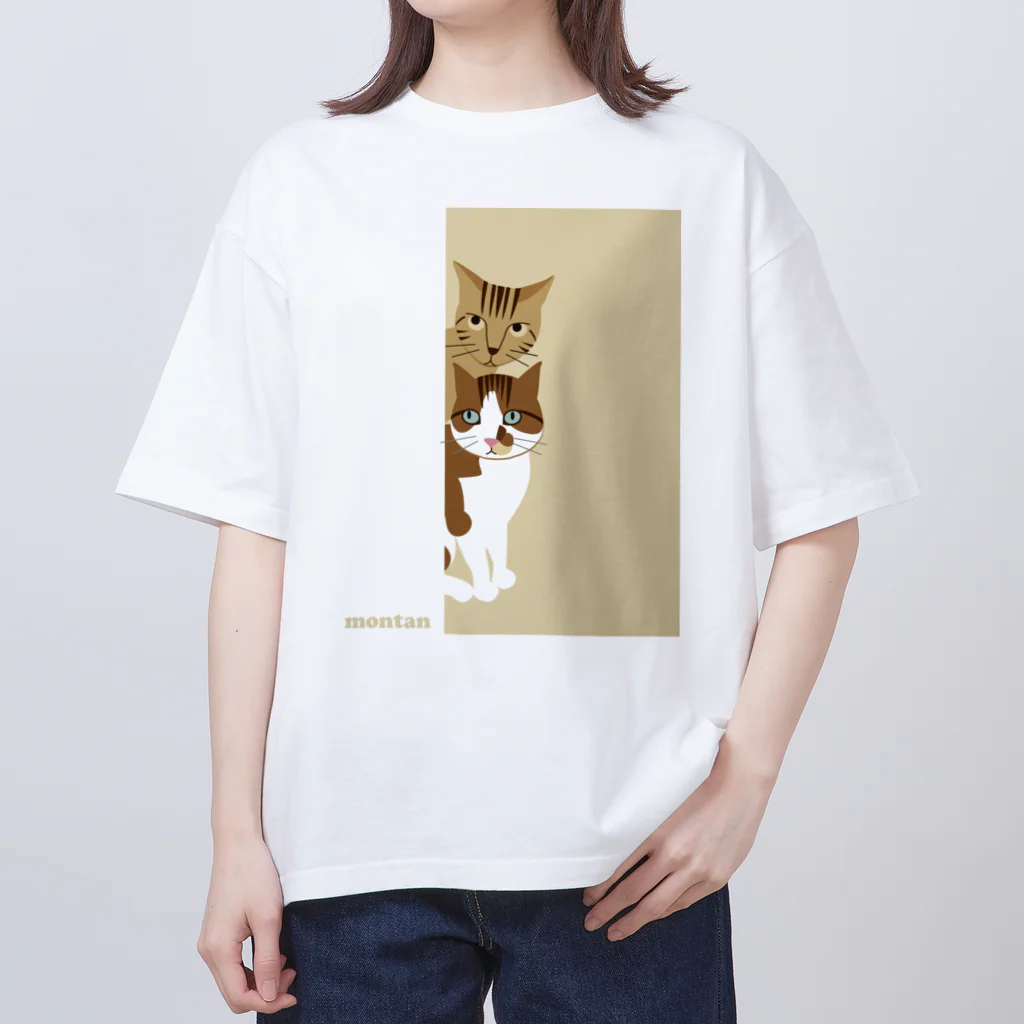 エダマメトイチのmontan 1 ベージュ Oversized T-Shirt