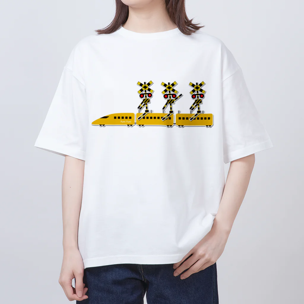 Fumi Fumiの電車に乗るFumiFumi Oversized T-Shirt