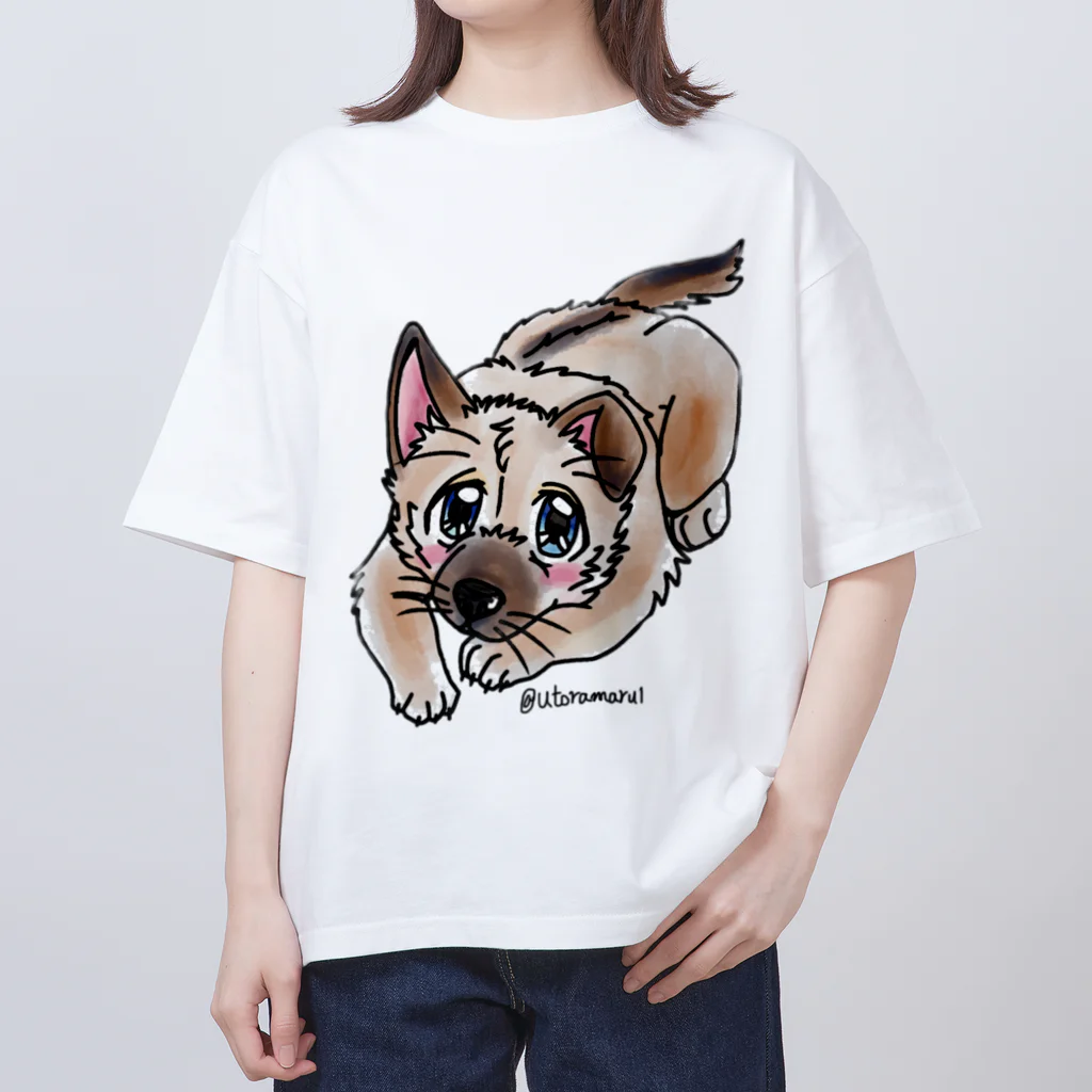 宇寅。の泥棒フェイスの子犬 オーバーサイズTシャツ