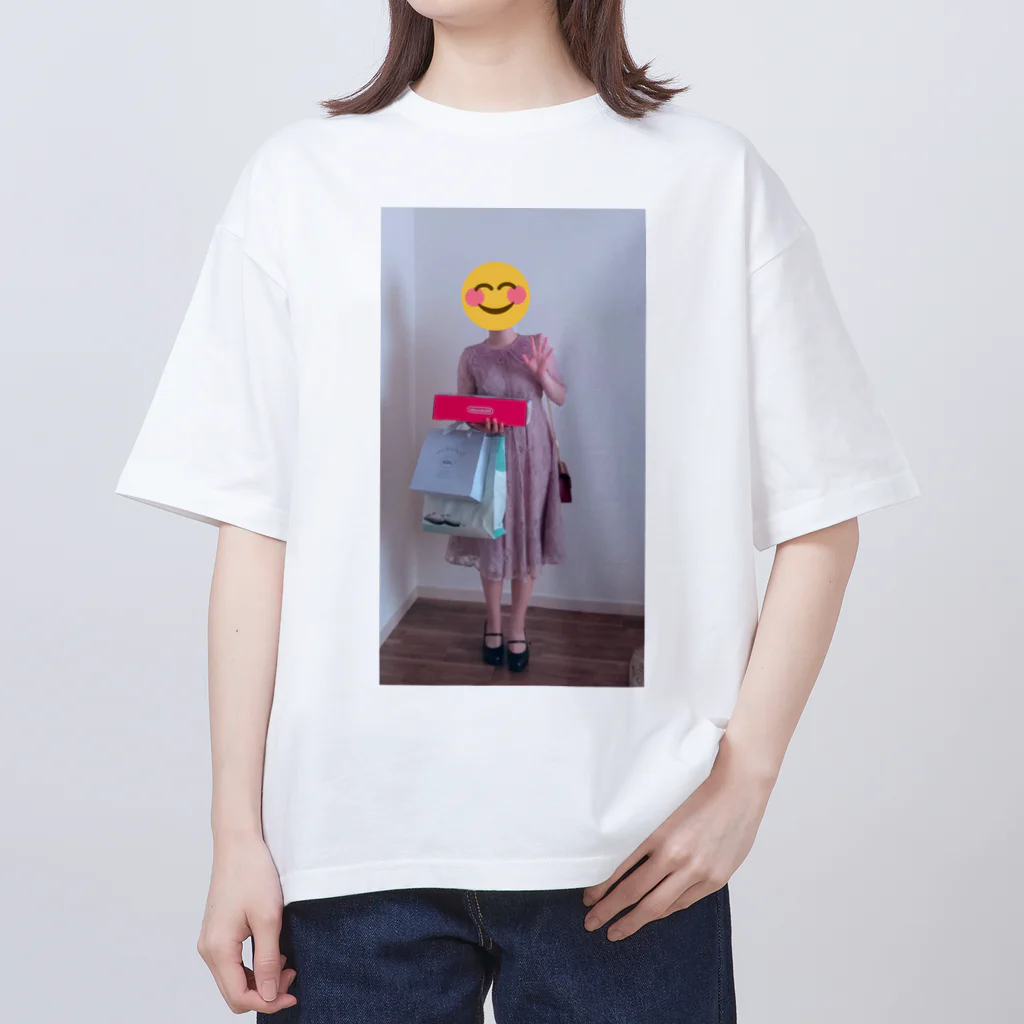 漬けマグロの披露宴でSwitchが当たった人 Oversized T-Shirt