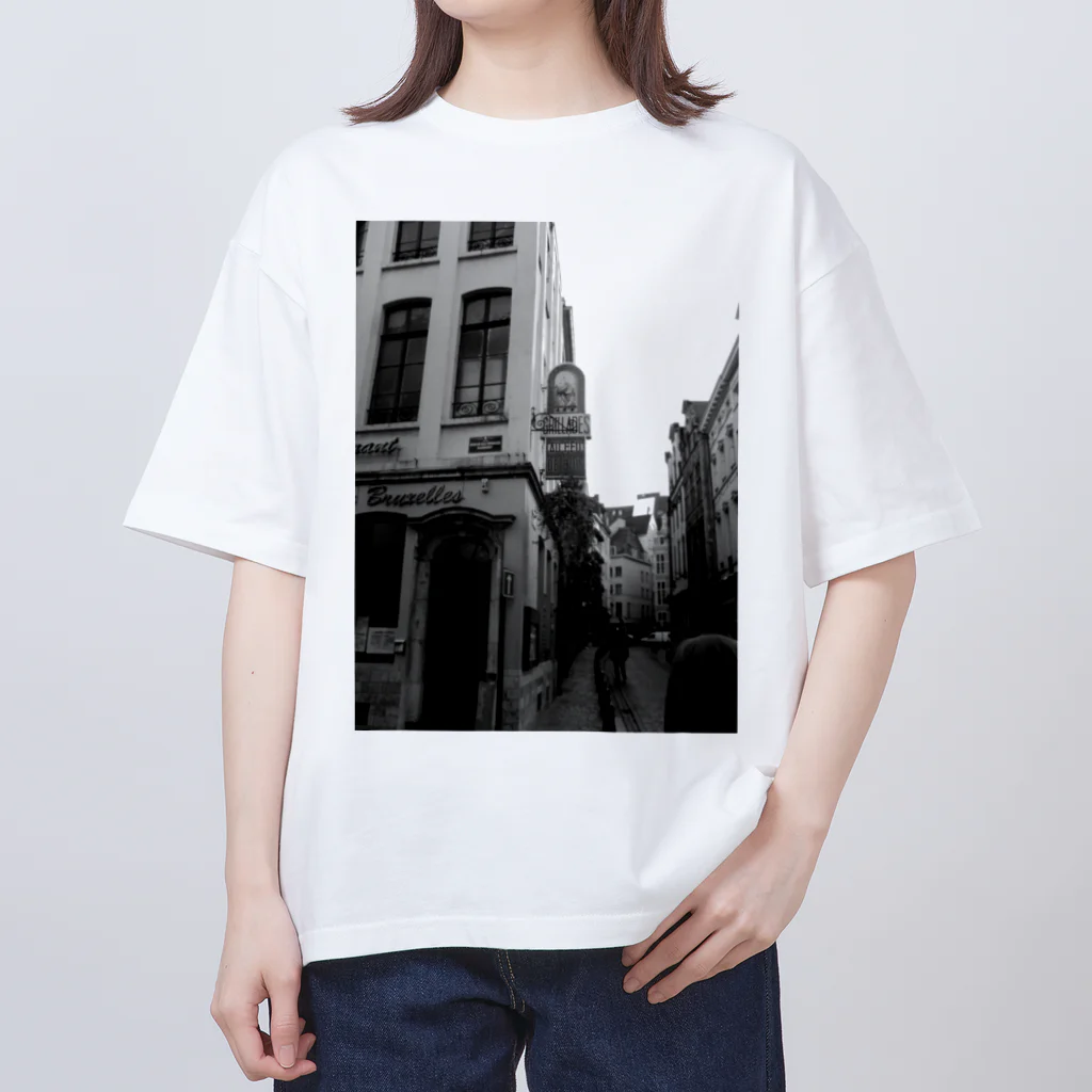 青猫亭の街角フォト  Bruxelles Oversized T-Shirt