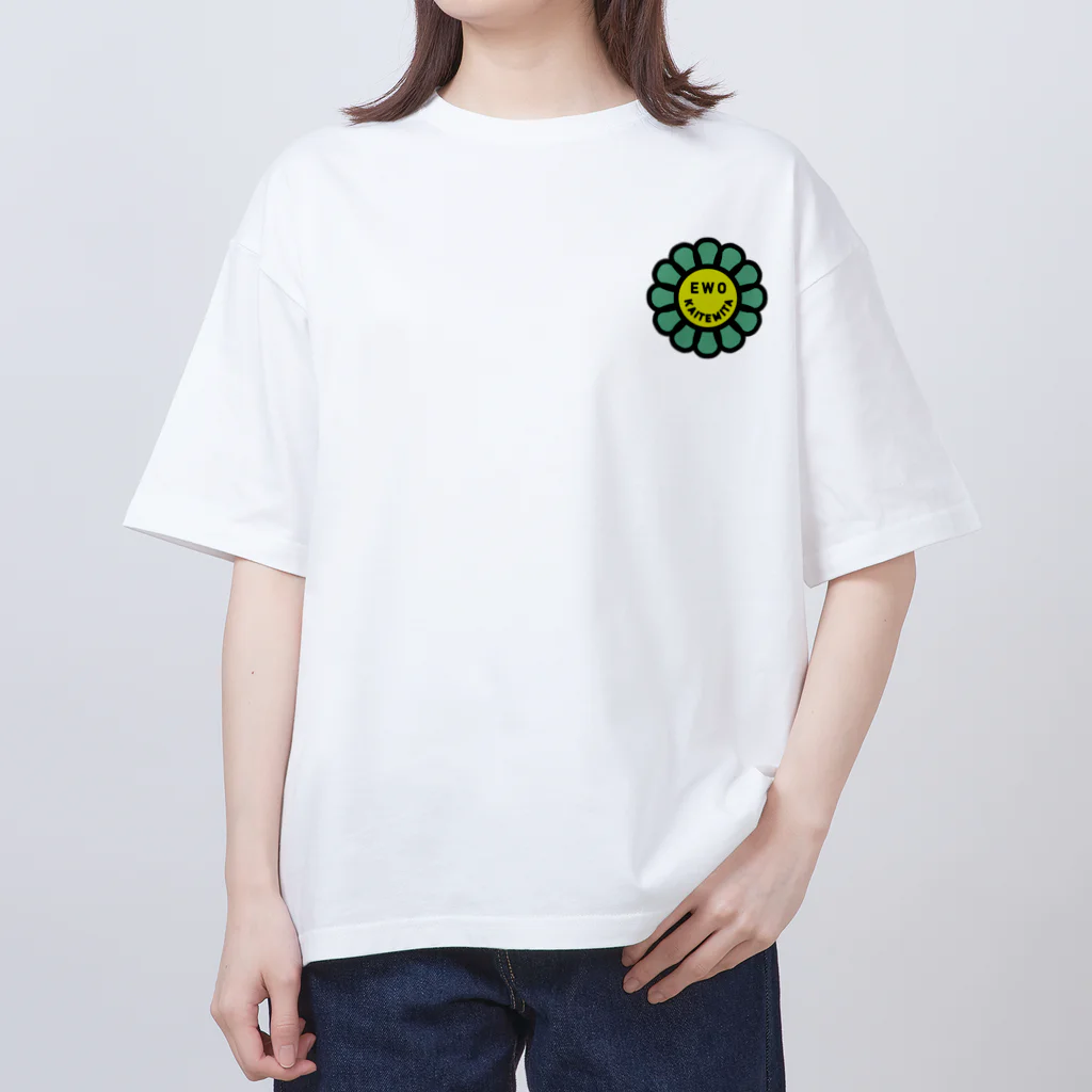 EWOKAITEMITAのお店のSmiling Flower オーバーサイズTシャツ