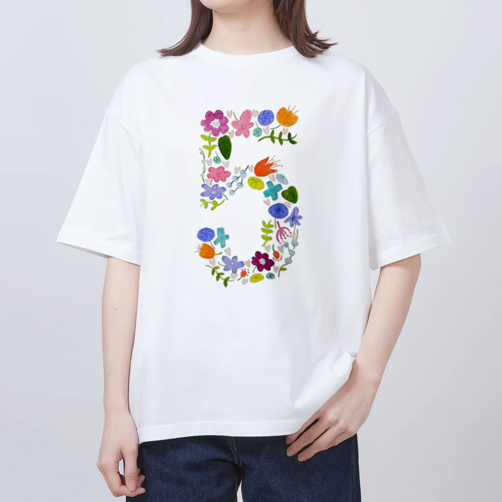 kukka_oviのラッキーナンバー5 Oversized T-Shirt