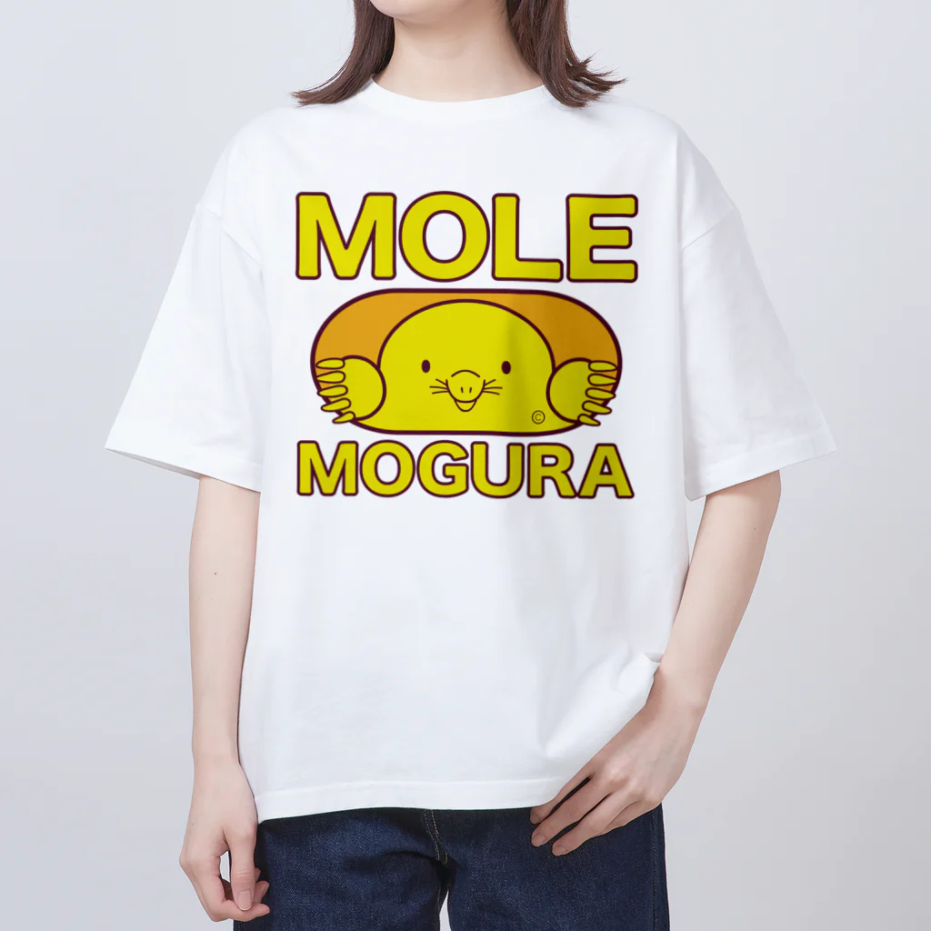 map5（マップファイブ）デザイン・ライセンス・ストック　のモグラ・グッズ・正面・イエロー・イラスト・デザイン・MOGURA・MOLE・土竜・動物・Tシャツ・トートバック・かわいい・モグラグッズ・土の中・穴掘り・土遊び・スコップ・モグラ生活・ドリル・オリジナル（C） Oversized T-Shirt