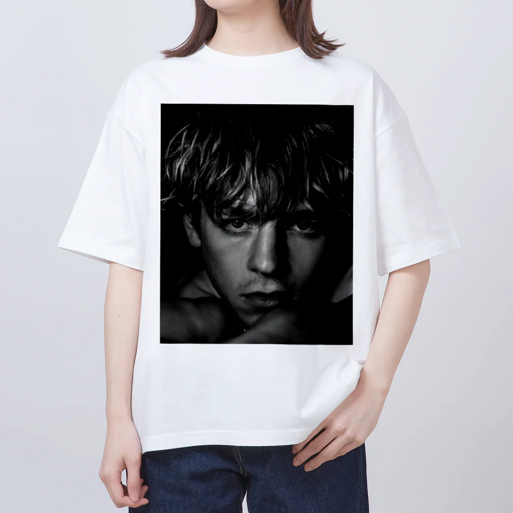 loo10のross lynch american singer オーバーサイズTシャツ