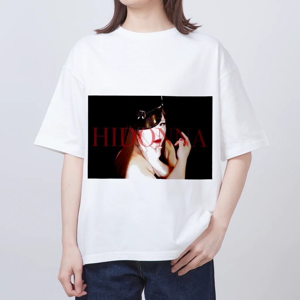 HIDONNAのカレンダー２０２３　グッズ オーバーサイズTシャツ