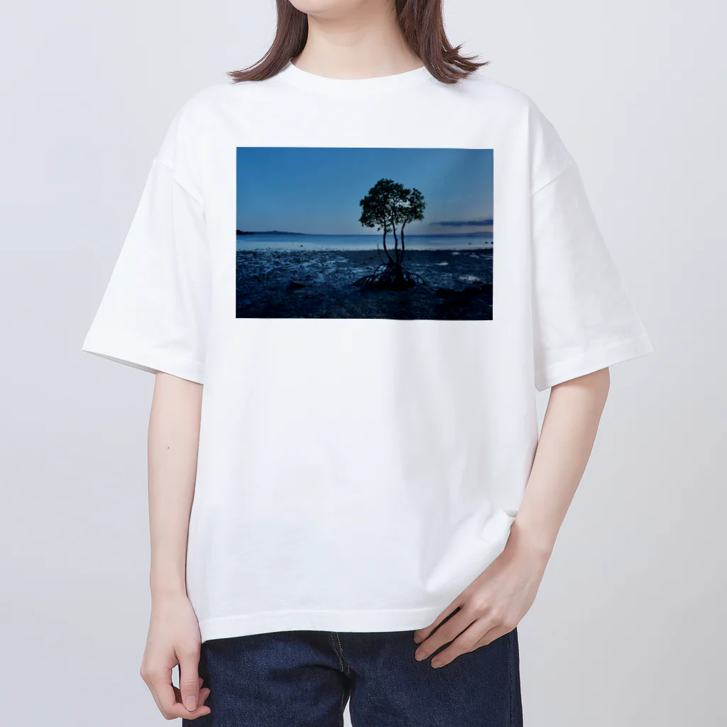 acobi'sのマングローブ Oversized T-Shirt