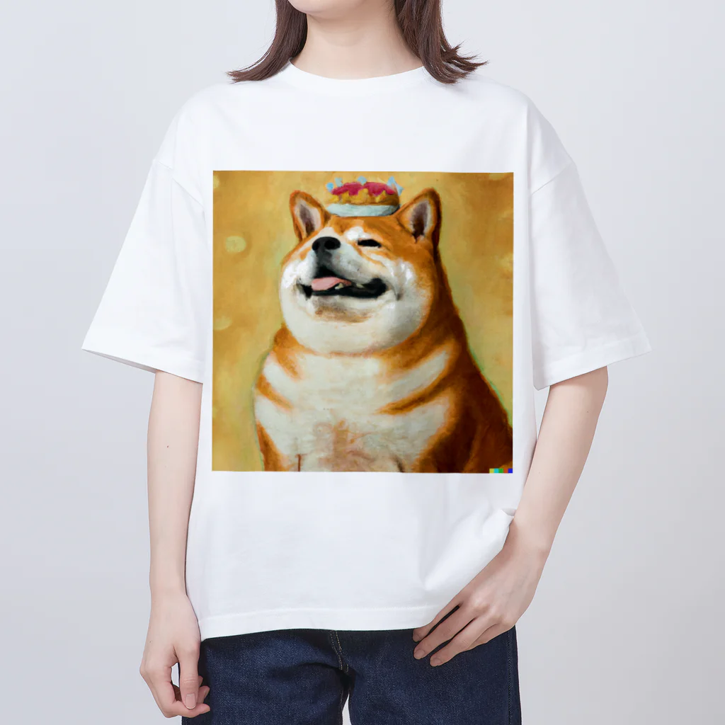 Cyber Chickenの王冠をかぶった太った柴犬 Oversized T-Shirt