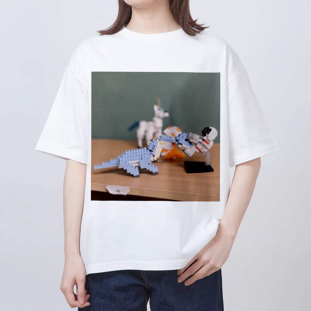 タキシードハムの新宇宙 Oversized T-Shirt