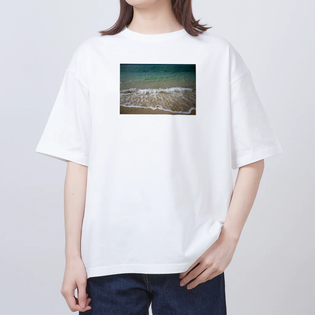 エリナのWave オーバーサイズTシャツ