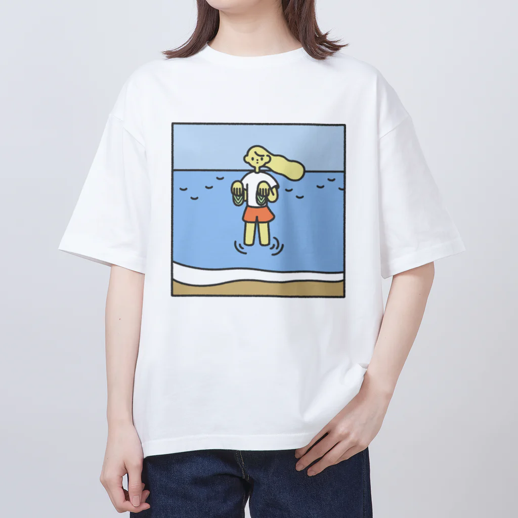 野花の𝙂𝙞𝙧𝙡 𝙞𝙣 𝙩𝙝𝙚 𝙎𝙚𝙖 オーバーサイズTシャツ