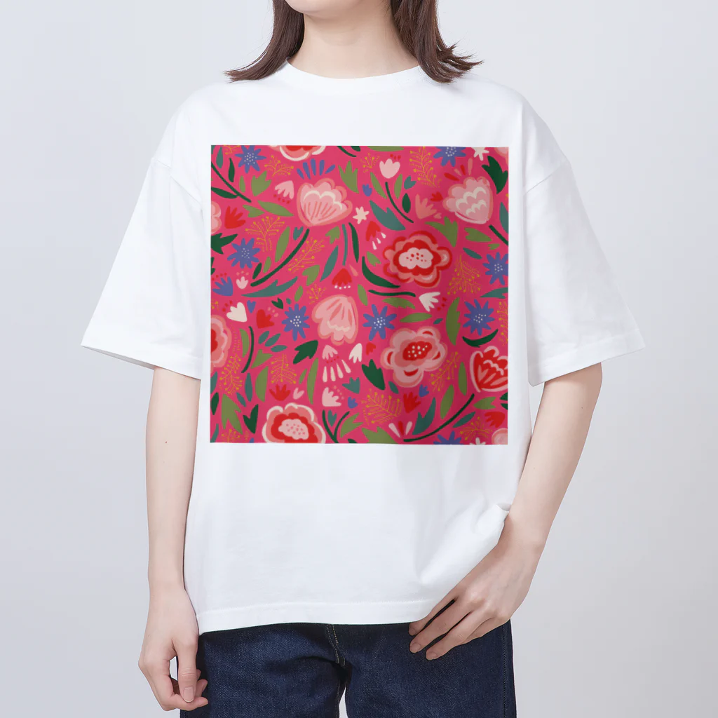 Katie（カチエ）のエキゾチックな花柄（ピンク） オーバーサイズTシャツ