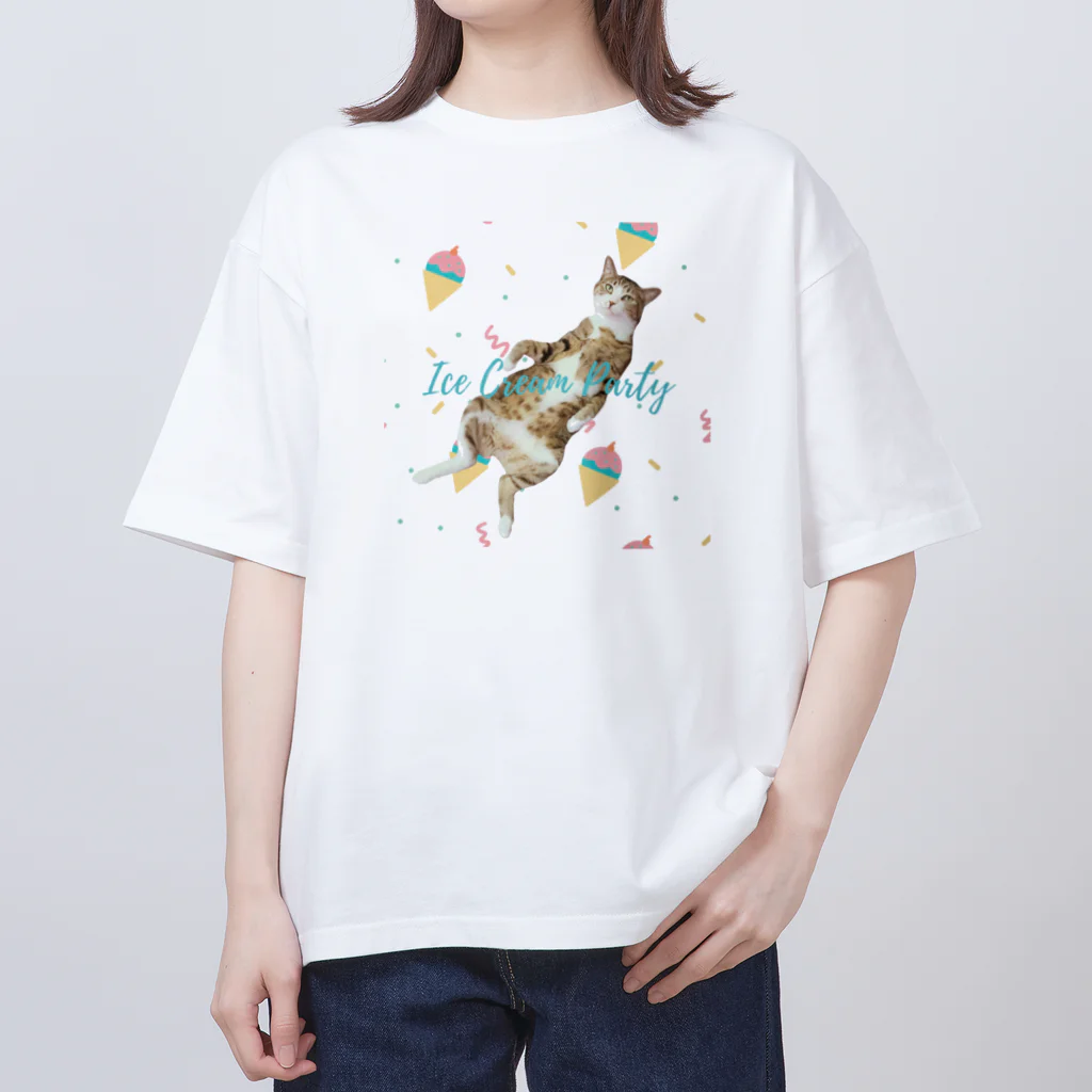 Yoru.MaruのIce cream party(cat) Oversized T-Shirt