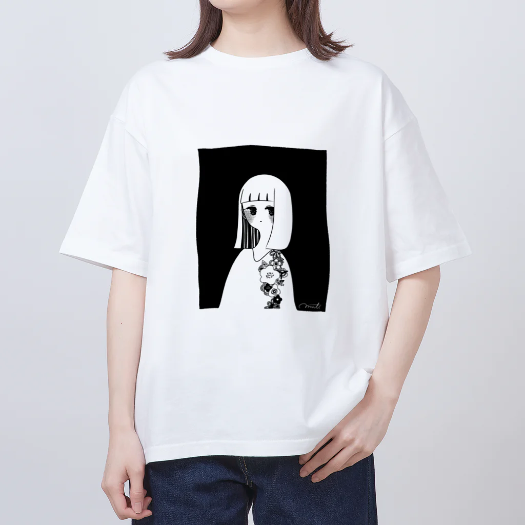 まりもとの花柄の服 オーバーサイズTシャツ