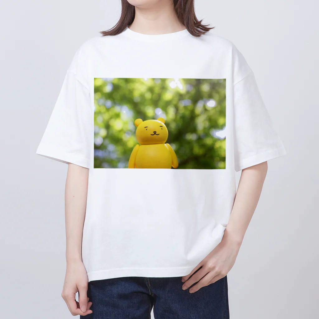 黄ぐまくんの部屋（きぐまくんのへや）の黄ぐまくん®︎（きぐまくん）のグッズ☆ Oversized T-Shirt