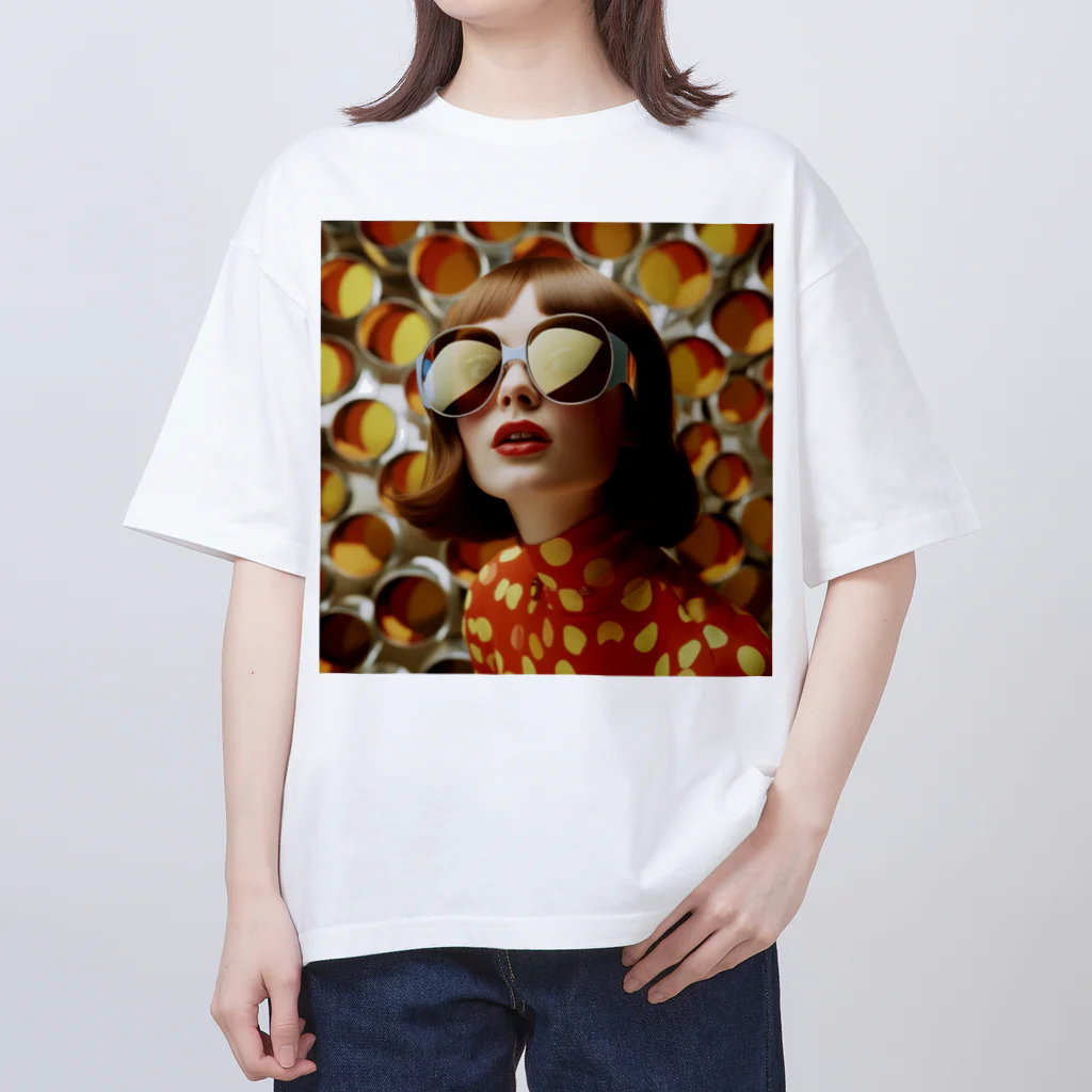 LoCoのFashionable woman オーバーサイズTシャツ