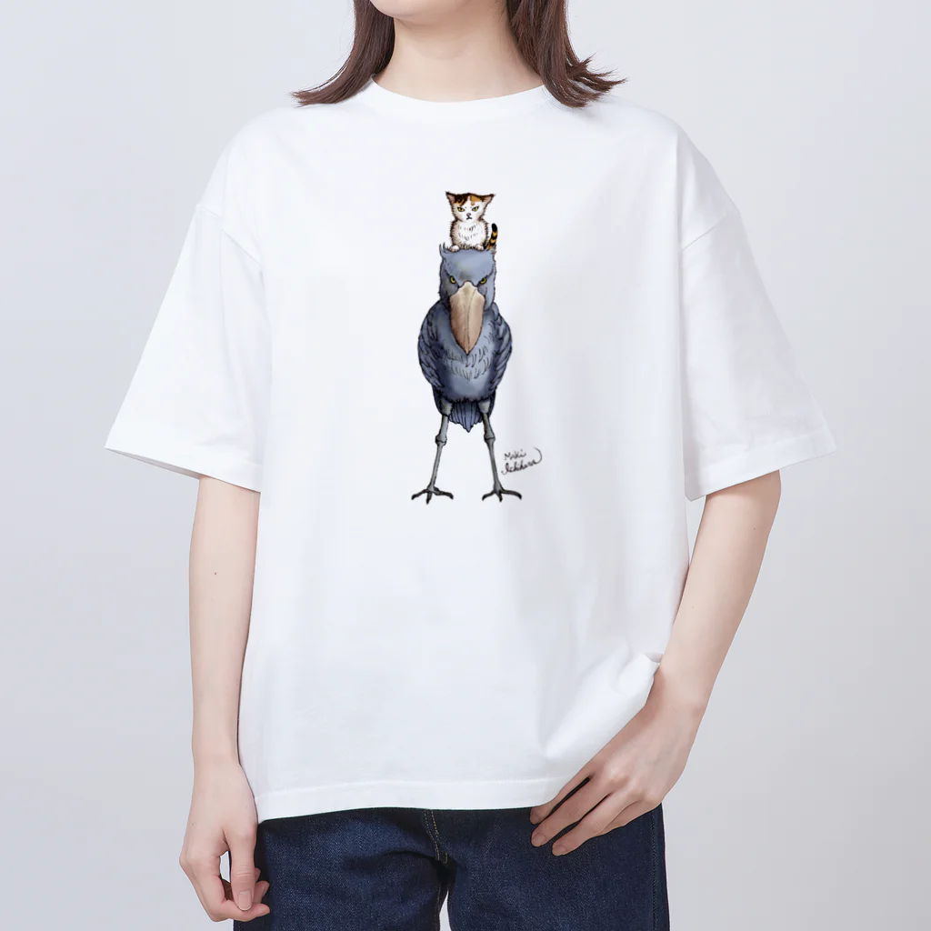 もけけ工房 SUZURI店のハシビロパイセンとびわちゃん Oversized T-Shirt