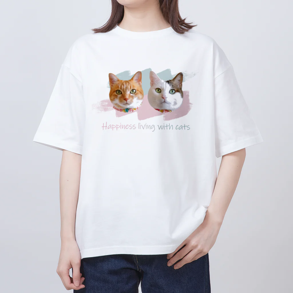 ナナちゃん・ポンちゃんのお店【SUZURI支店】のまんまるねこ Oversized T-Shirt