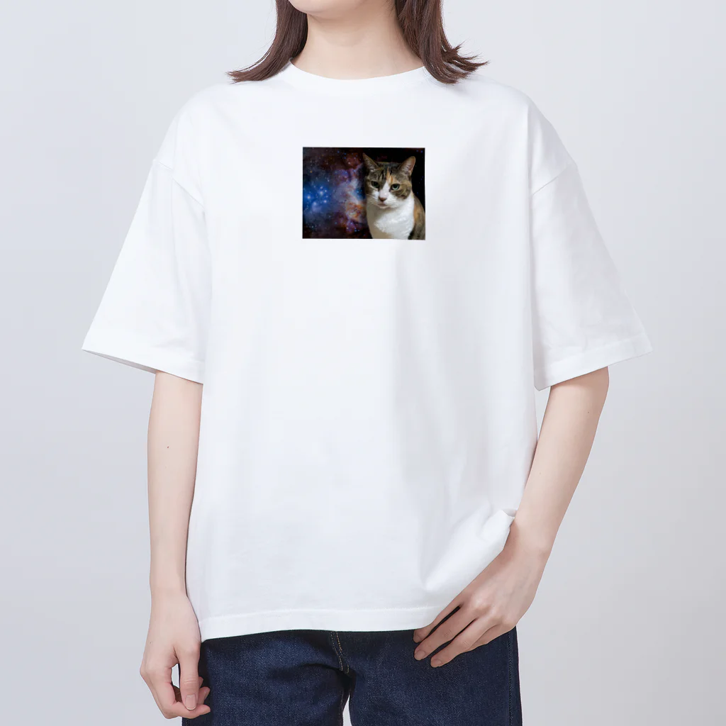 patatsukubaのスペースキャット・AKEMI オーバーサイズTシャツ