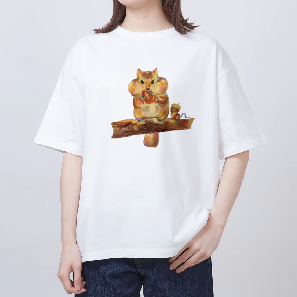 まるのんのお店のもぐもぐリスくん Oversized T-Shirt