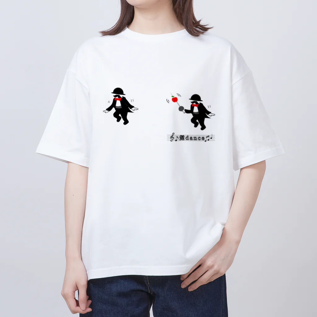 momolove のふたりで髭ダンス Oversized T-Shirt