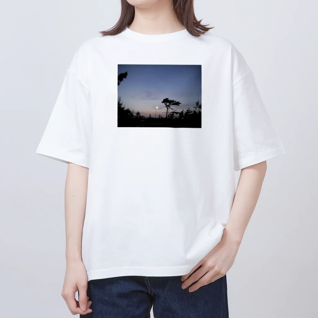 inacameraの夕方 オーバーサイズTシャツ