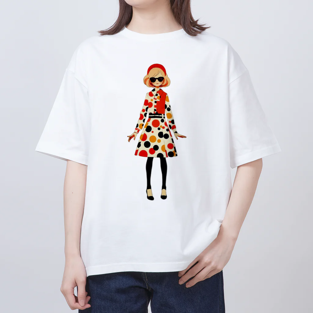 桜音ことこ企画のアバンギャルド オーバーサイズTシャツ