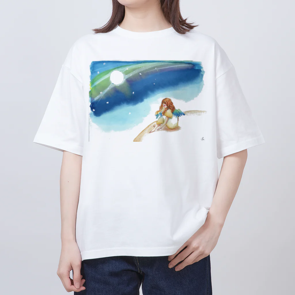 Shinanin 天使のイラストグッズの金色の星の上にいる天使と青い鳥 Oversized T-Shirt