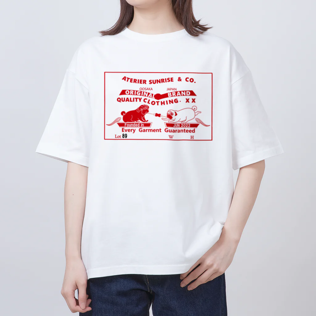 ateliersunrise_kenkenのつなひきパグ Oversized T-Shirt