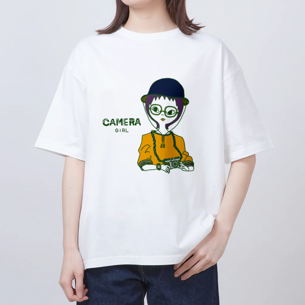 tudoi-meツドイミーのカメラガール オーバーサイズTシャツ