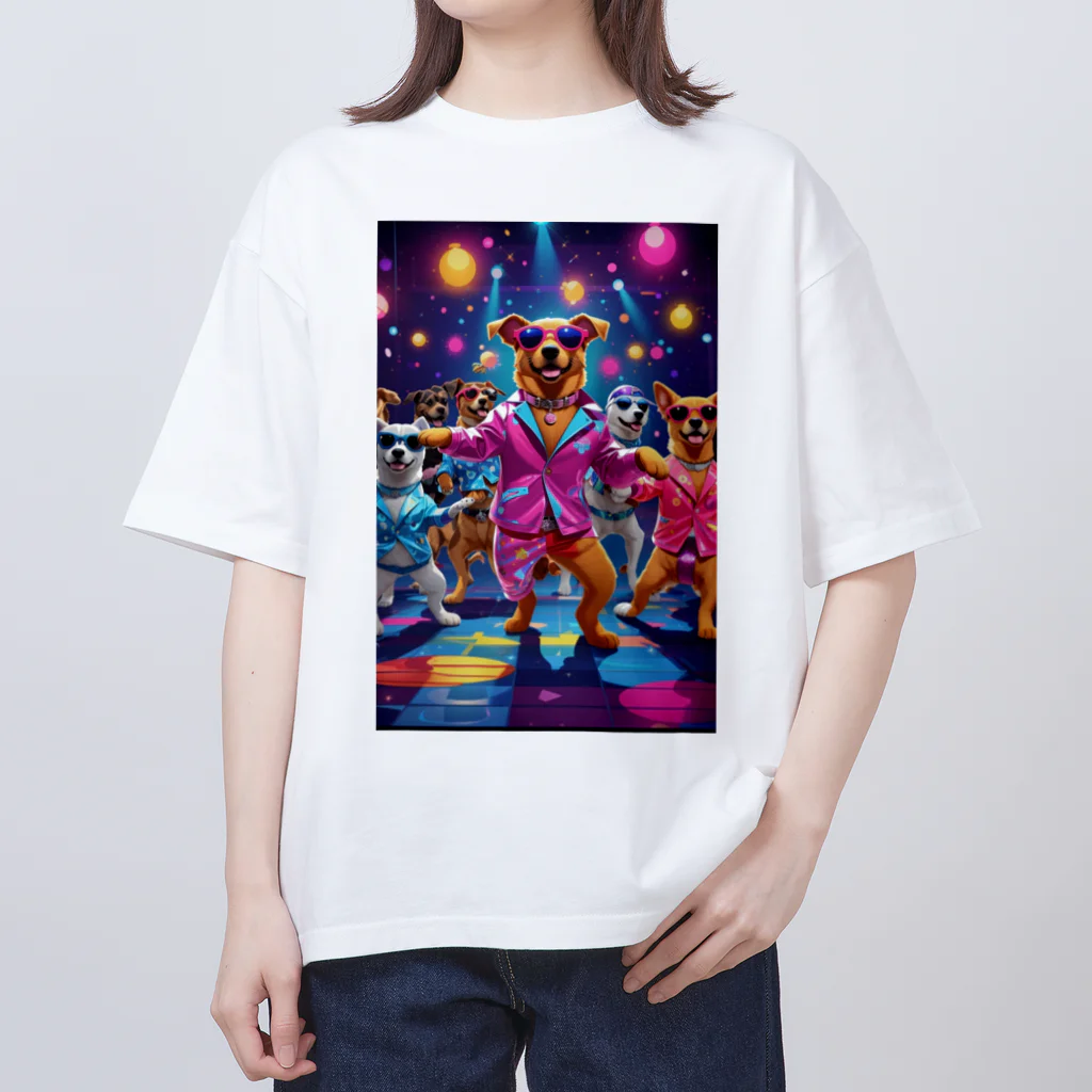 jrjrjrのドッグ・ダンシング・ディスコ Oversized T-Shirt