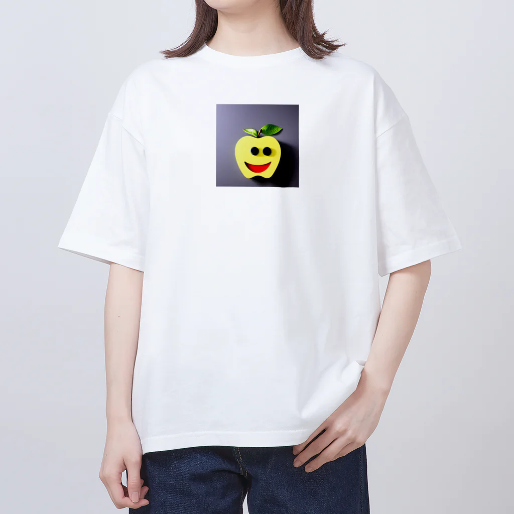 にゃーんの生きたリンゴ オーバーサイズTシャツ