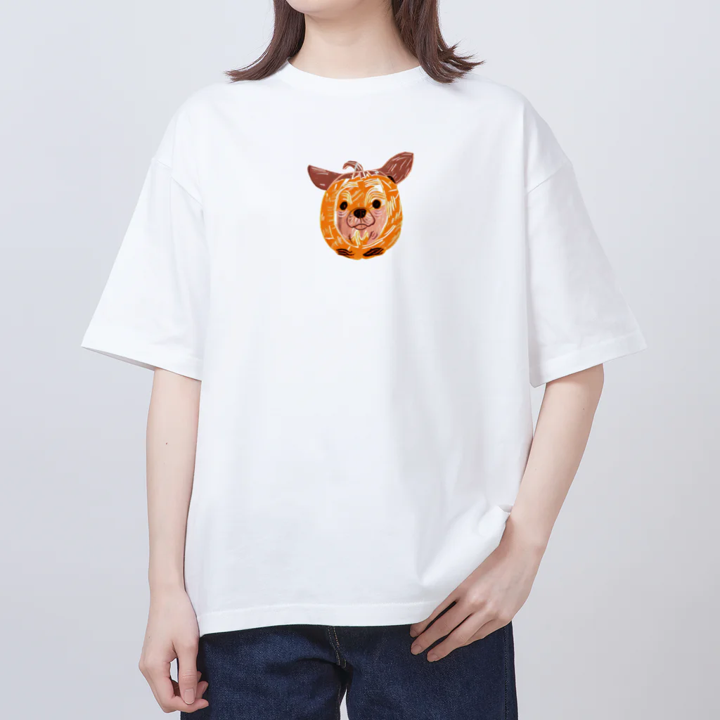 チワワ愛好家ショップのカボチャの宝探し：チワワの大冒険 Oversized T-Shirt