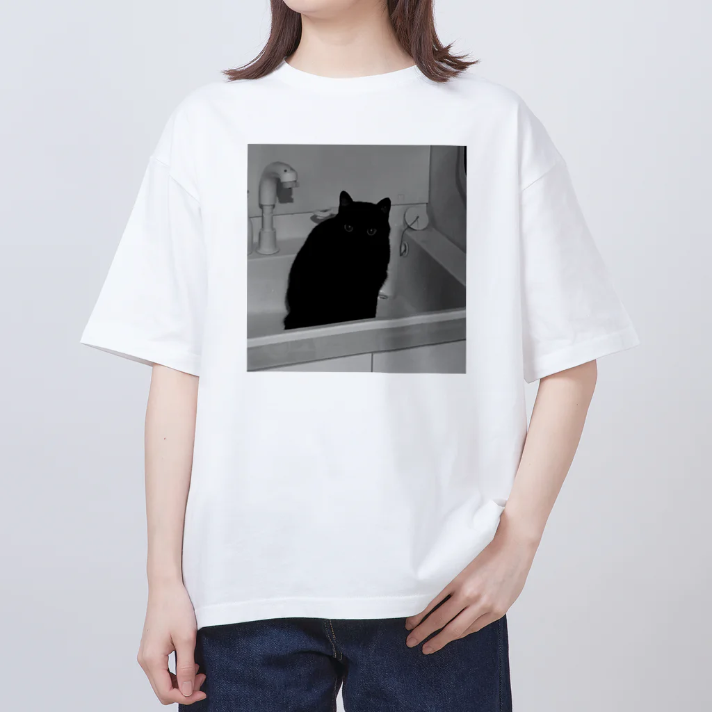 深夜の猫屋さんの深夜猫 オーバーサイズTシャツ