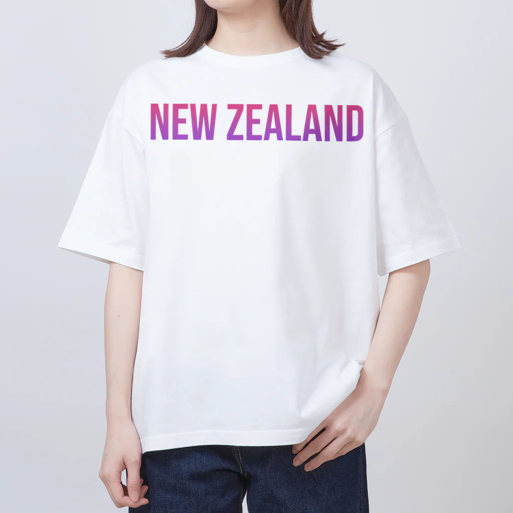 ON NOtEのニュージーランド ロゴピンク Oversized T-Shirt