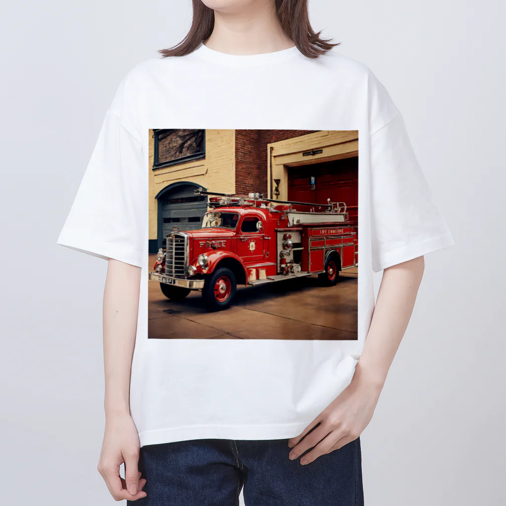 ビッグスマイルライフのレトロ消防車 オーバーサイズTシャツ