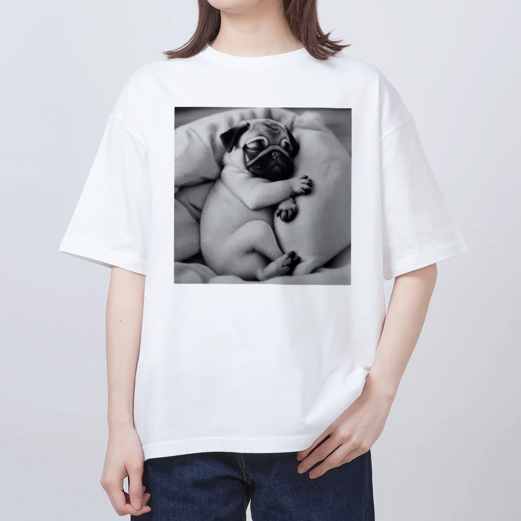 パグと添い寝のお昼寝テトくん Oversized T-Shirt