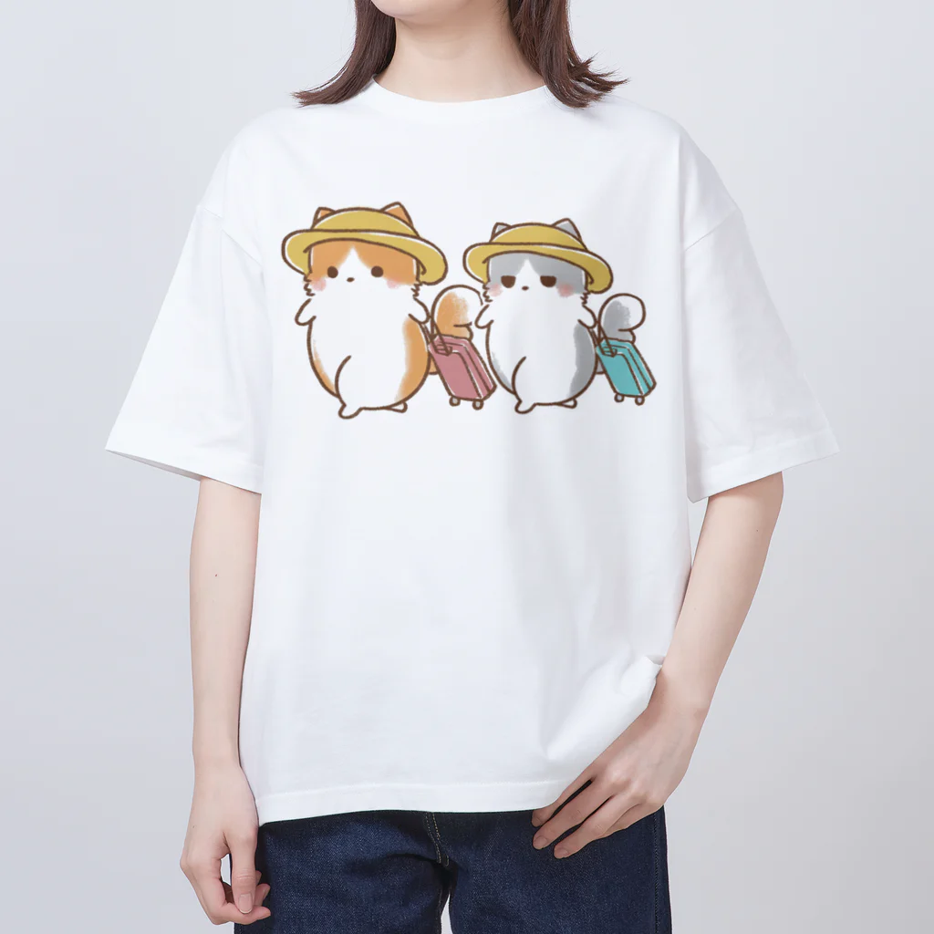 短足猫のなんとぬんのバケーション中なんぬん！ Oversized T-Shirt