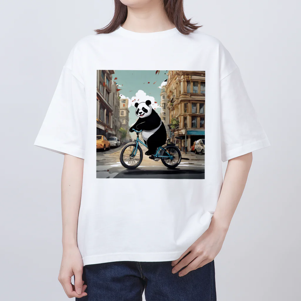 遊びの場の自転車に乗るパンダ オーバーサイズTシャツ