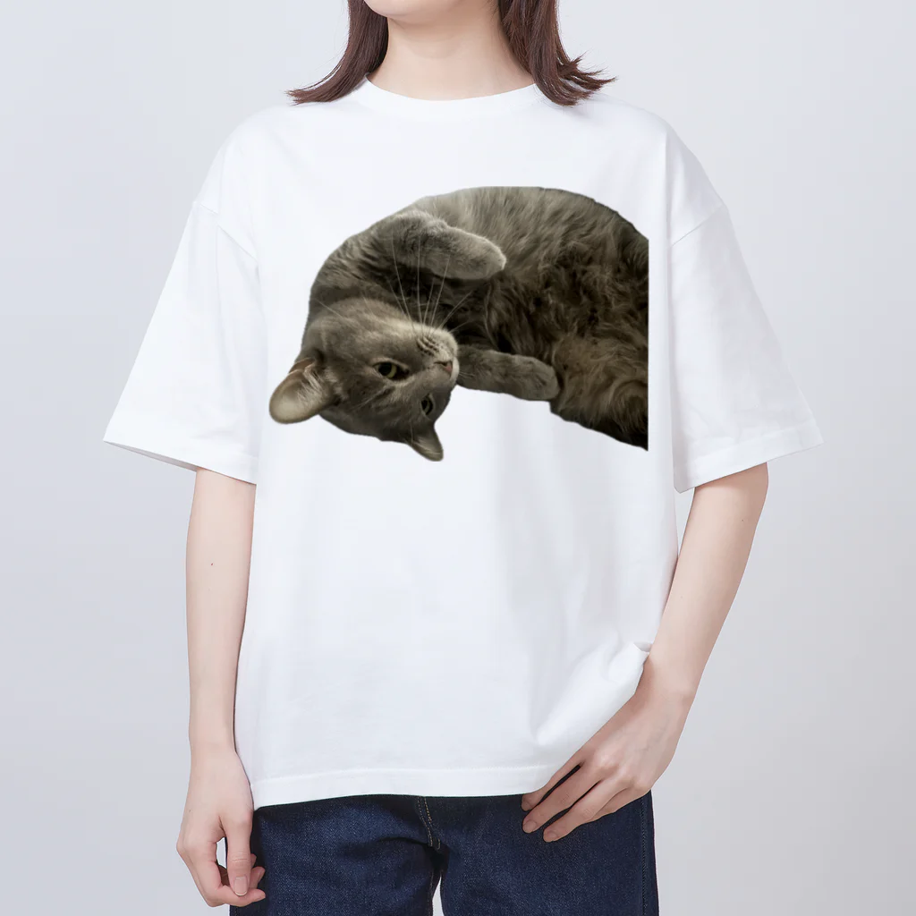 グレージュ猫ロッタン🐈‍⬛のロッタンのリラックスタイム Oversized T-Shirt