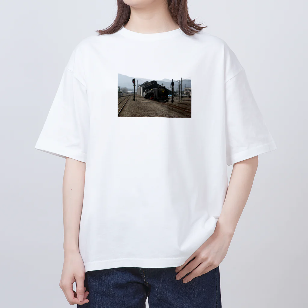 hosolltutiの３CGの懐かしのD51 Oversized T-Shirt