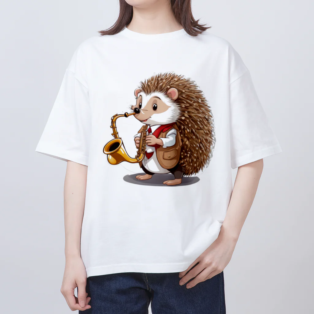 moriugのサックスを演奏するハリネズミ Oversized T-Shirt