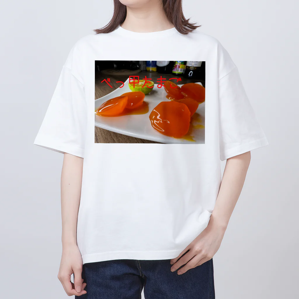 nakaba22のべっ甲たまご Oversized T-Shirt