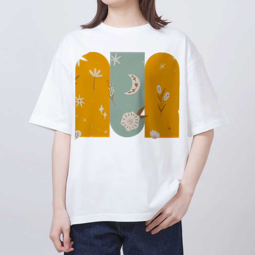  MIRACLE MOONのBOHO MOON Oversized T-Shirt