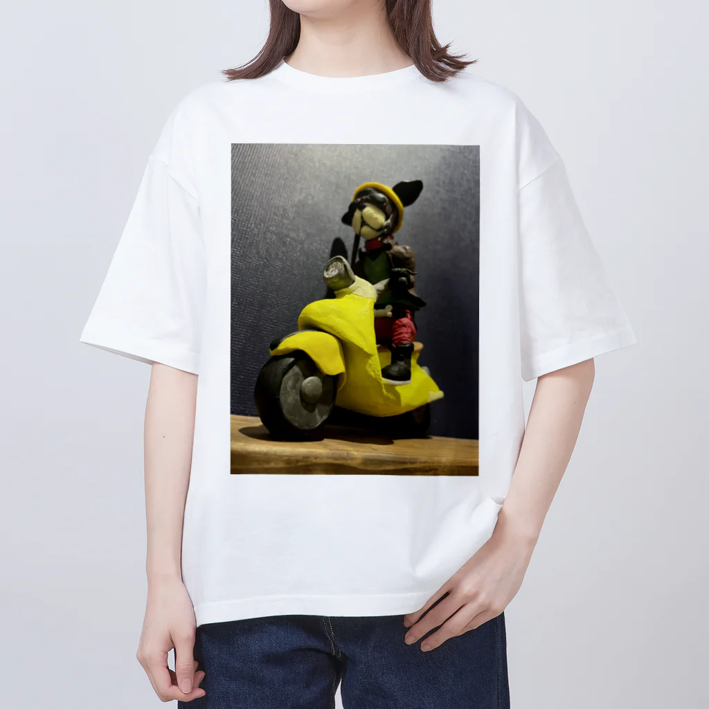 IILIIの犬の散歩 オーバーサイズTシャツ