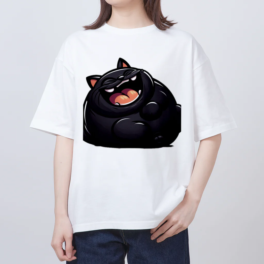 にゃんたれの爆笑しているデブの黒猫 オーバーサイズTシャツ