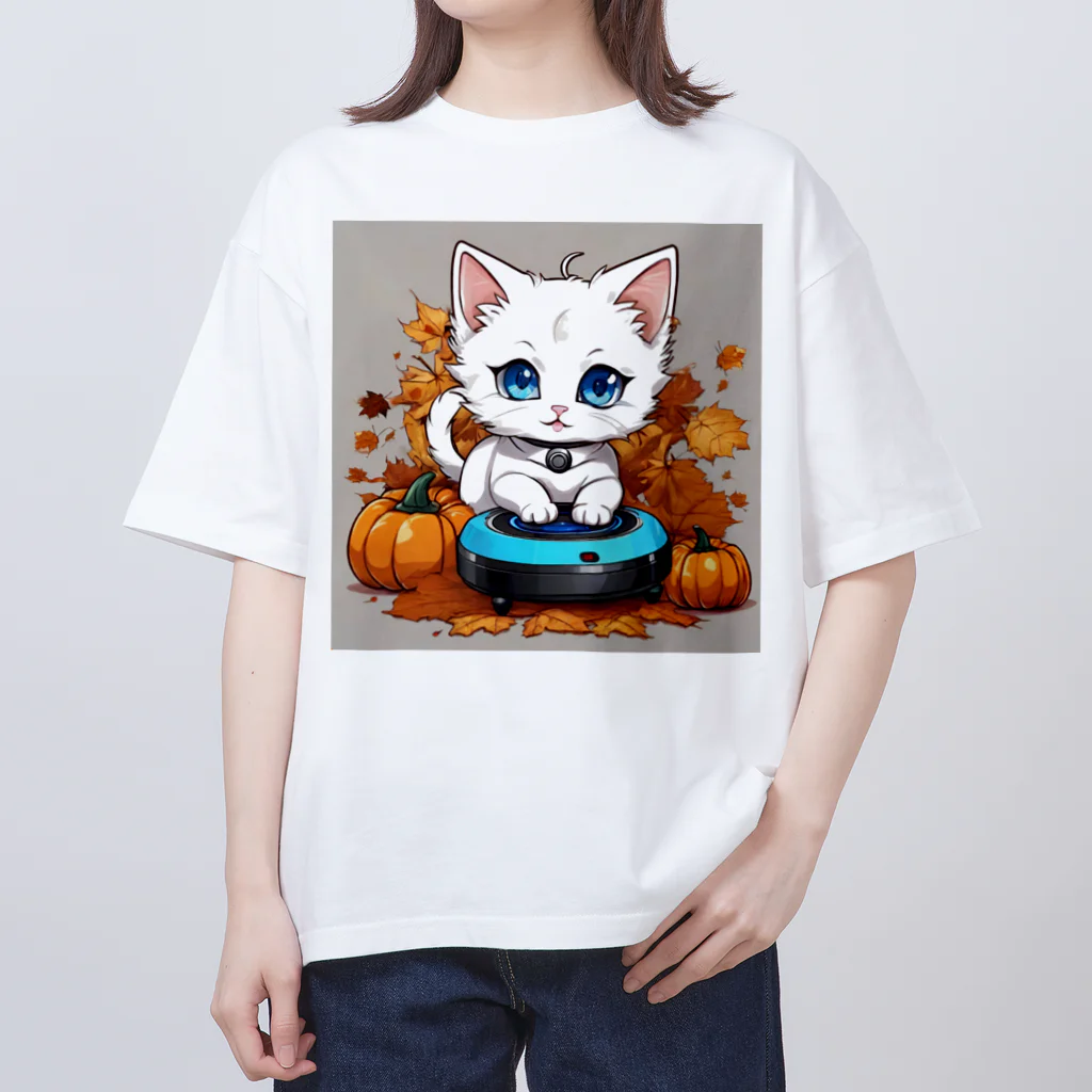 yoiyononakaのハロウィンと白猫10 Oversized T-Shirt