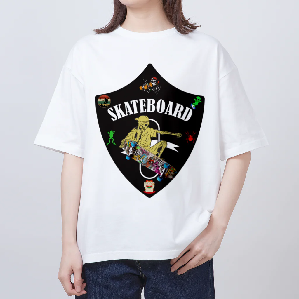 CyberArmadilloのスケートボード Oversized T-Shirt