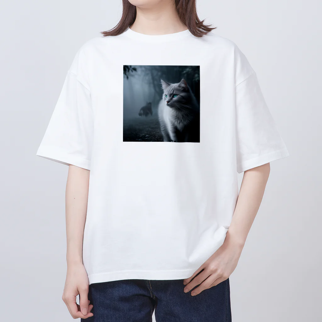 ZZRR12の「境界を見つめる猫の眼差し」 Oversized T-Shirt